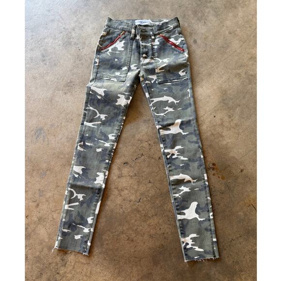 Étienne Marcel Structured Camo Cargo Slim Fit Jeans — Red Zipper Detail Sz. 24 - Picture 1 of 11